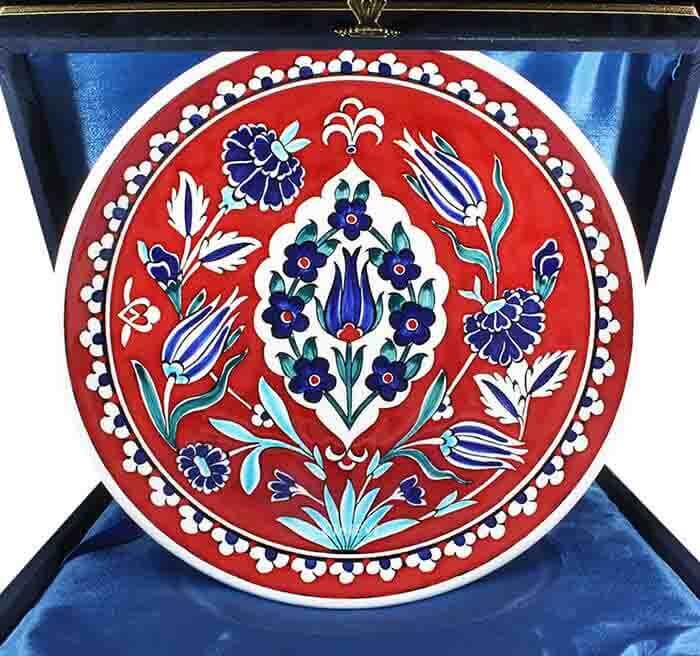 Assiette de poterie iznik de tulines - 1