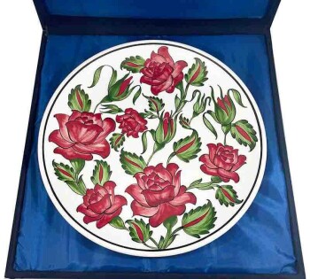 Assiette VIP Iznik avec rose à motifs - 3