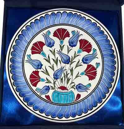 Carnation Garden Iznik Pottery Plate 25cm - 3