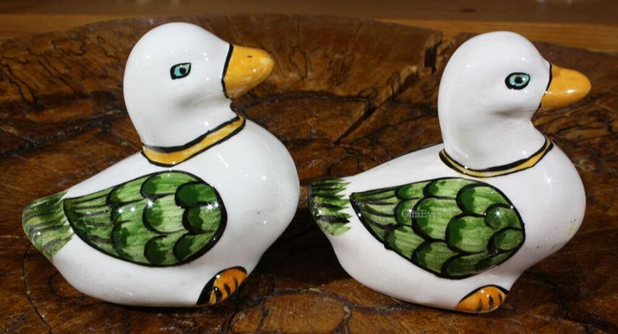 Double Tile Pigeon Figurines - 1