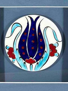 Gift for a Mayor: Tulip Pattern Iznik Tile Plaque - 2