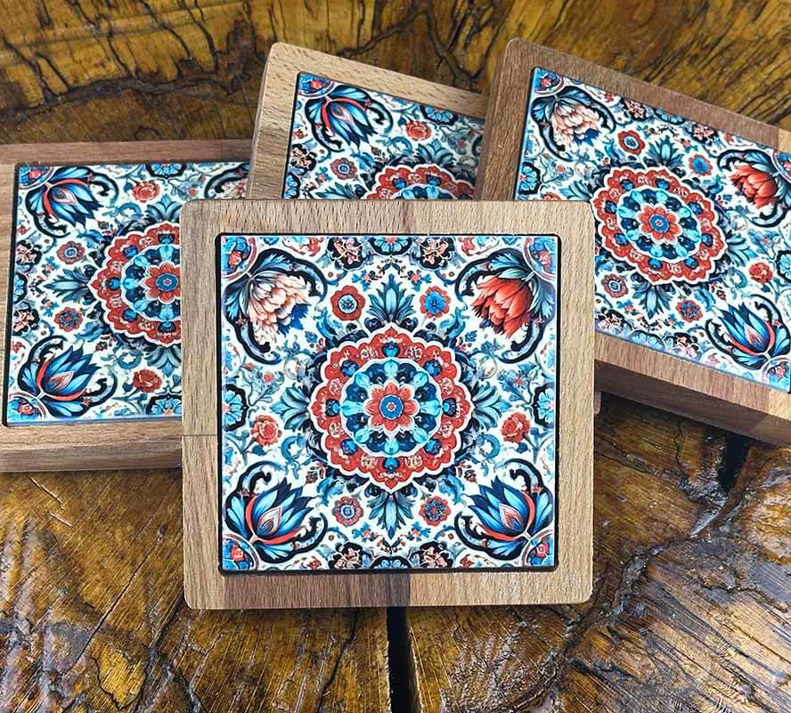 Gül Bahçesi Motifli Ahşap Bardak Altlığı Takımı - 1
