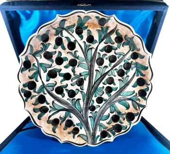 Olive Branch Motif Iznik Ceramic Plate - 1