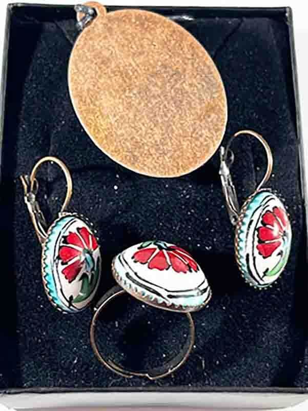 Pottery jewelry set with red carnation patterned - 2