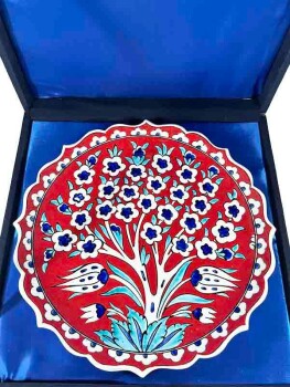 Red Ground Tree of Life Iznik Ceramic Plate - 3