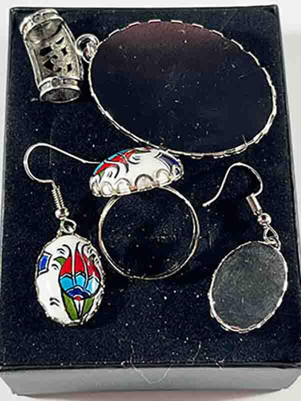 Special tulip pottery jewelry set - 2