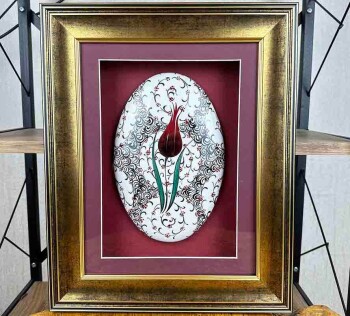 Tulip and Golden Horn Motif Wall Hanging - 1