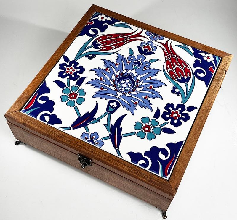 Tulip Pattern Wooden Storage Box - 1