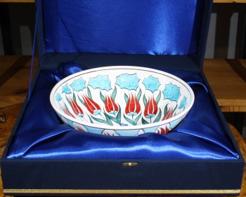 Tulip Patterned 30cm Iznik Tile Bowl - 3