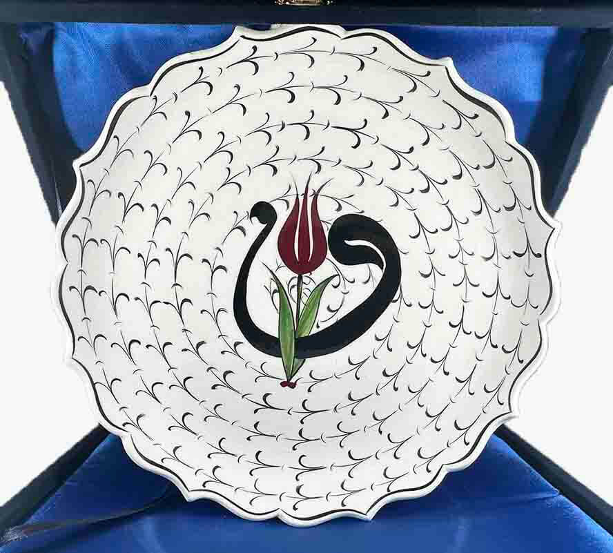 vav and Tulip 25cm Iznik Ceramic Plate - 1